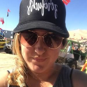 Meet your Posher, Jenn